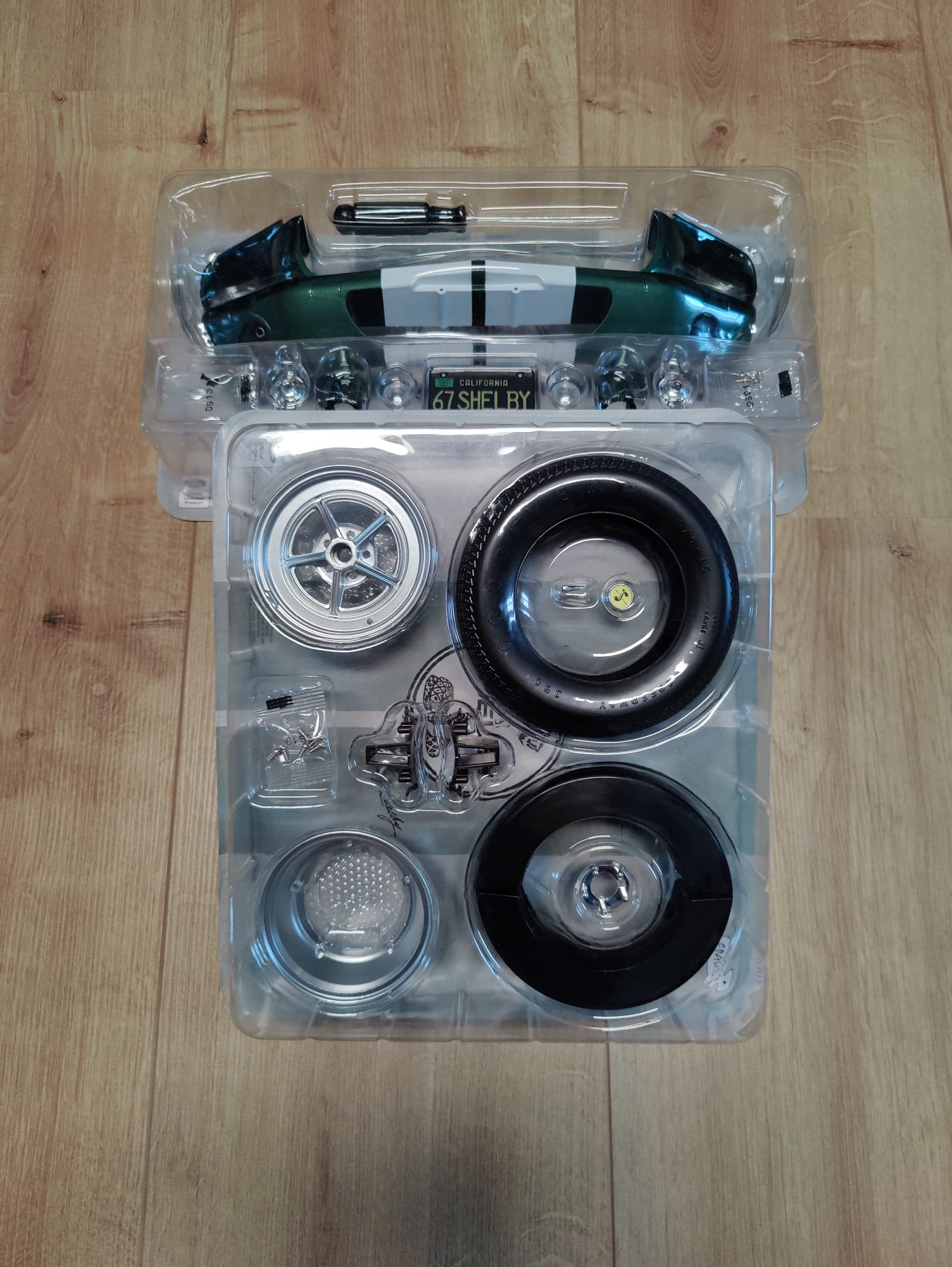 Bausatz des Ford Mustang Shelby GT500 Bausätze 1-2