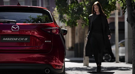 Erfahrungen Mazda CX-5 Bild vom Heck des neuen SUV Bildquelle: mazda.de