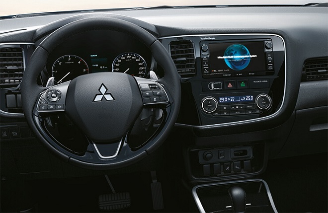 Erfahrungen zum Mitsubishi Outlander Bild vom Cockpit im neuen Outlander Bildquelle: mitsubishi-motors.de