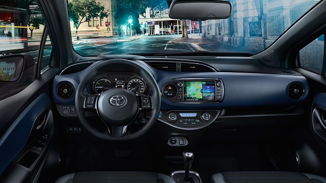 Erfahrungsbericht zum Toyota Yaris Bild vom Cockpit im neuen Yaris Bildquelle: Toyota