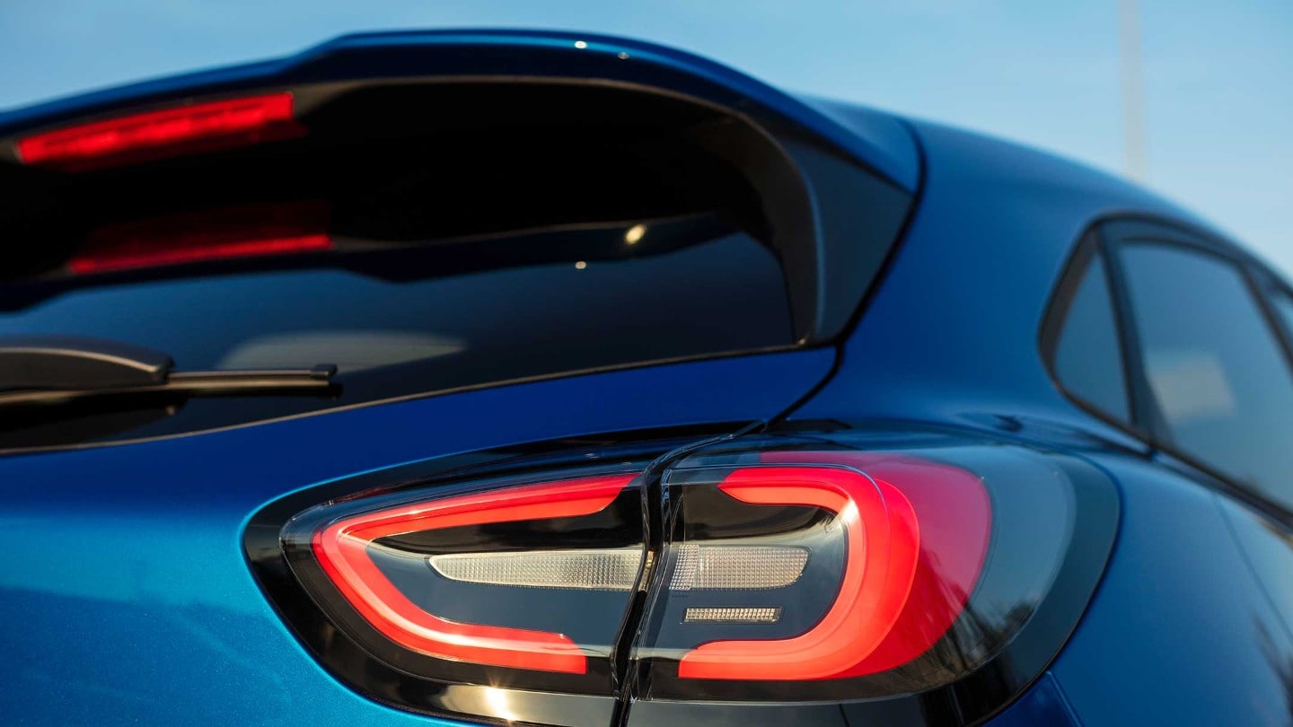 Ford Puma 2019 Heckansicht und Rückleuchten Bildquelle: Ford.de