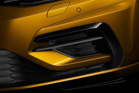 Die neue Frontschürze des neuen Golf7 Facelift 2017 Stoßfänger Spoiler Bildquelle: Volkswagen AG
