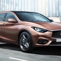 Infiniti Q30 Erfahrungsbericht Bild vom Infiniti Q30 von Vorne Bildquelle: infiniti.de