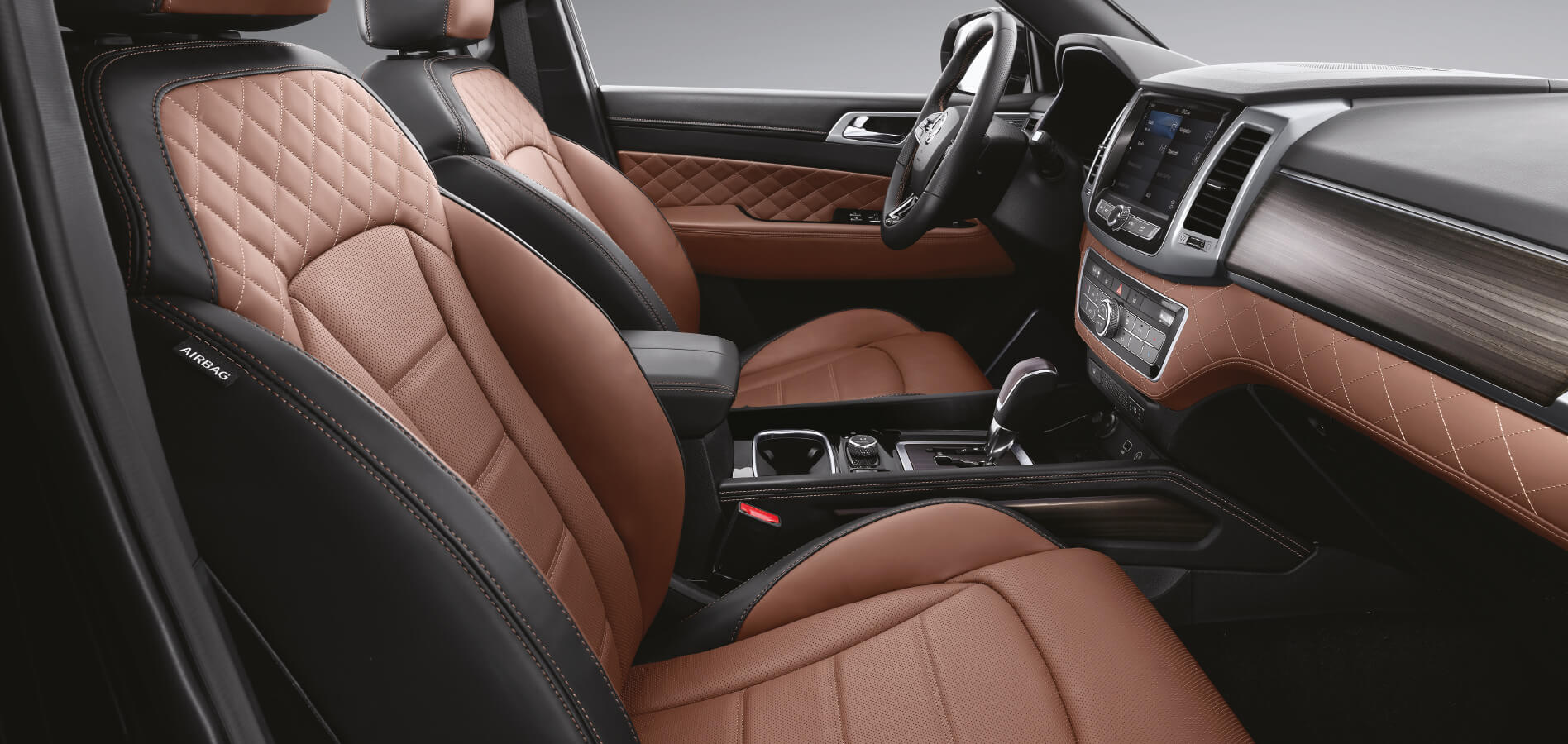 Innenraum des Ssangyong Rexton Bildquelle: ssangyong.de