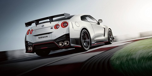 Kandidat 2 der Porsche Killer der neue Nissan GT-R Nismo in der Heckansicht Bildquelle: Nissan.de