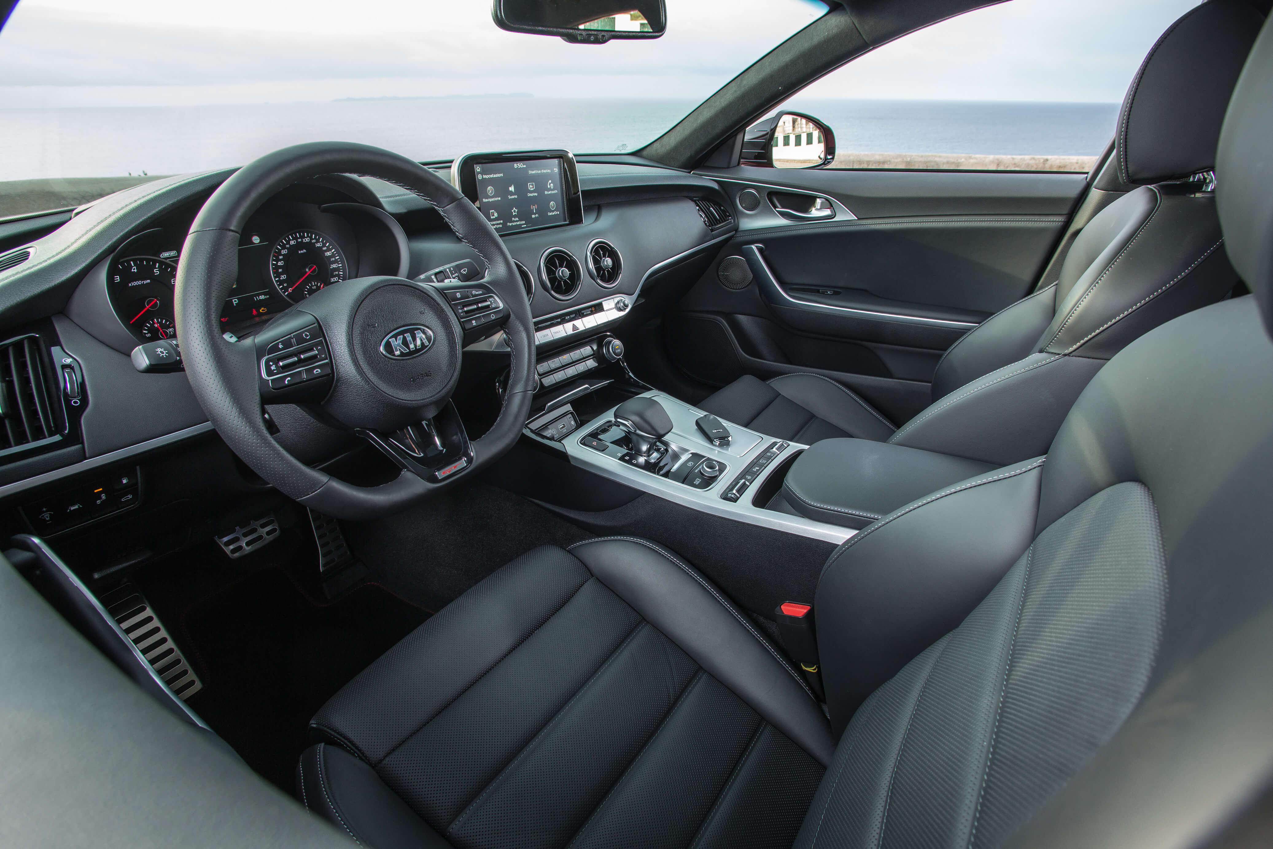 Kia Stinger Erfahrungen Innenraum im Kia Stinger Bildquelle: press.kia.com