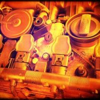 Motorwäsche ja oder nein. Eine Motorreinigung des Motorblocks kann sinnvoll sein. Innere Motorwäsche oder Äußere Motorwäsche