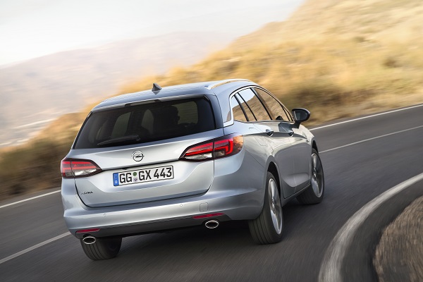 Opel Astra Sports Tourer Heck / © GM Company.