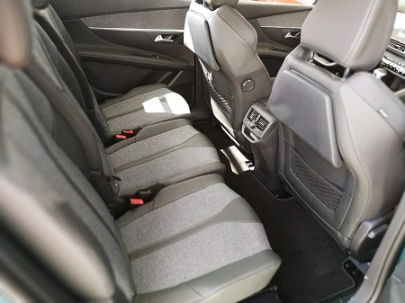 Peugeot 5008 Erfahrungsbericht Bild vom Innenraum im neuen 5008