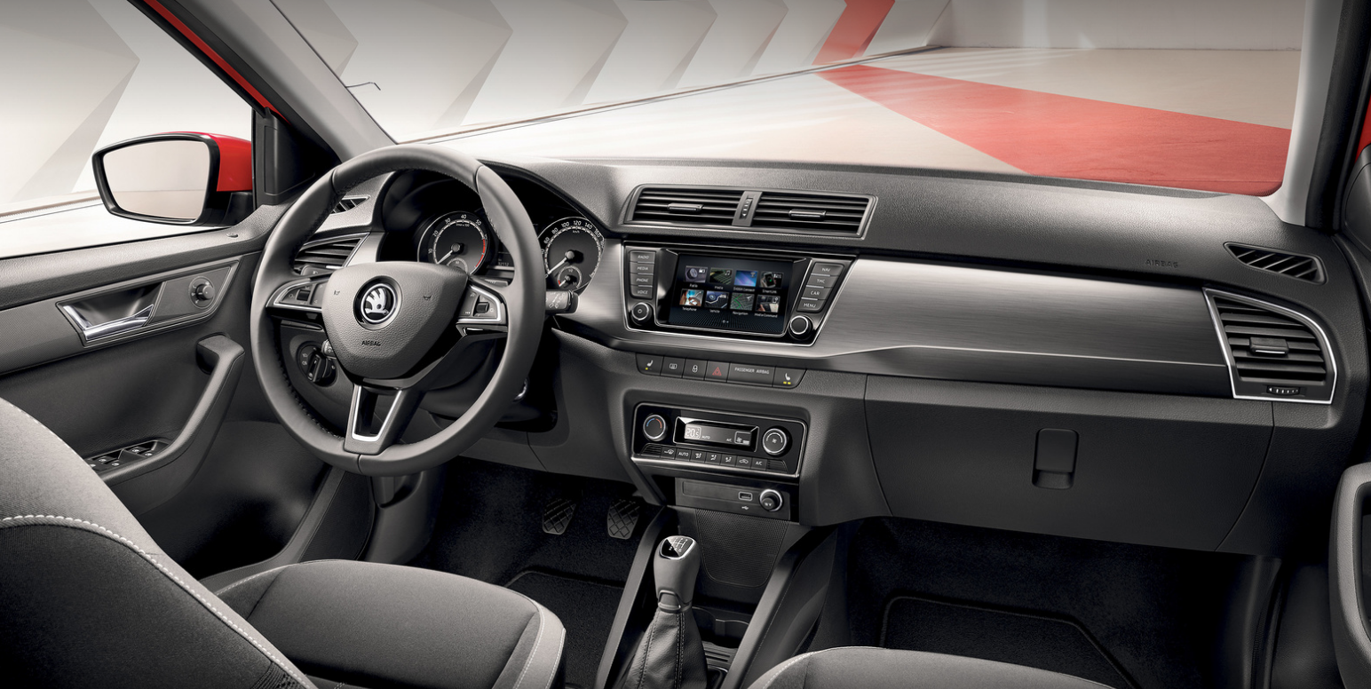 Skoda Fabia Facelift Blick in den Innenraum des Updates Bildquelle: skoda-auto.de