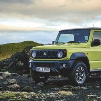 Suzuki Jimny Erfahrungen die Front des neuen Jimny Bildquelle: auto.suzuki.de