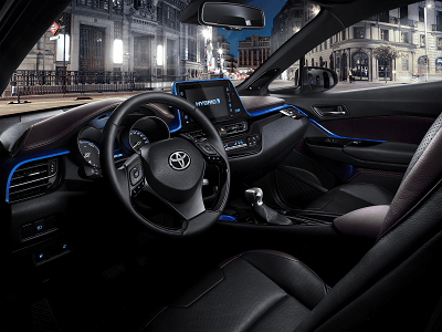 Innenraum und Cockpit im neuen Toyota C-HR Bildquelle: Toyota