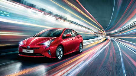 Toyota Prius 4 Erfahrungsbericht Erfahrungen zum Prius IV Bild von der Front Bildquelle: toyota.de
